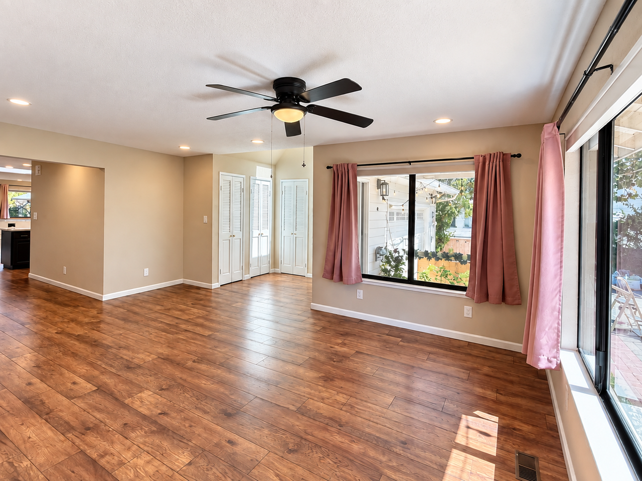35612 Linda Dr - Photo 5 of 33