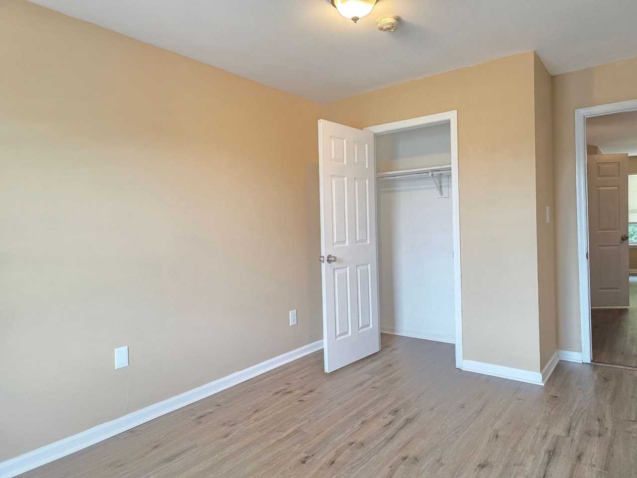 3209 Miller Rd - Photo 3 of 11