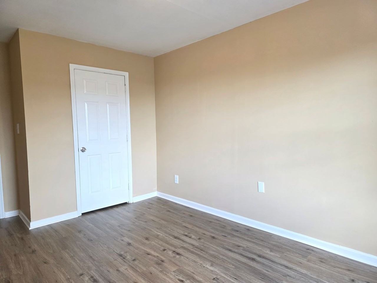 3209 Miller Rd - Photo 6 of 11