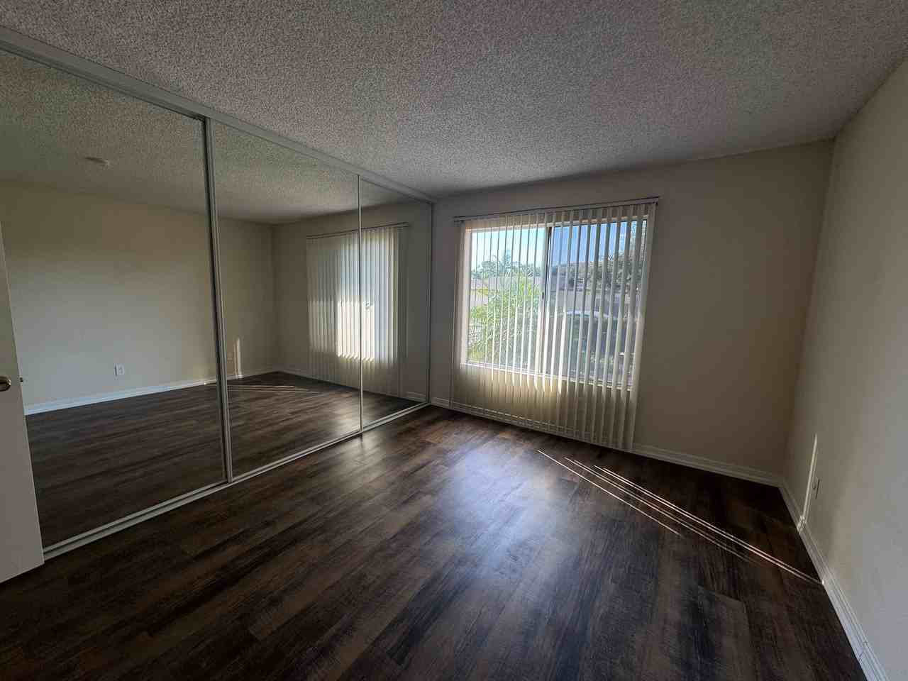 4559 Westridge Dr - Photo 3 of 10