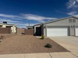 featured image of 953 E Berk Ave