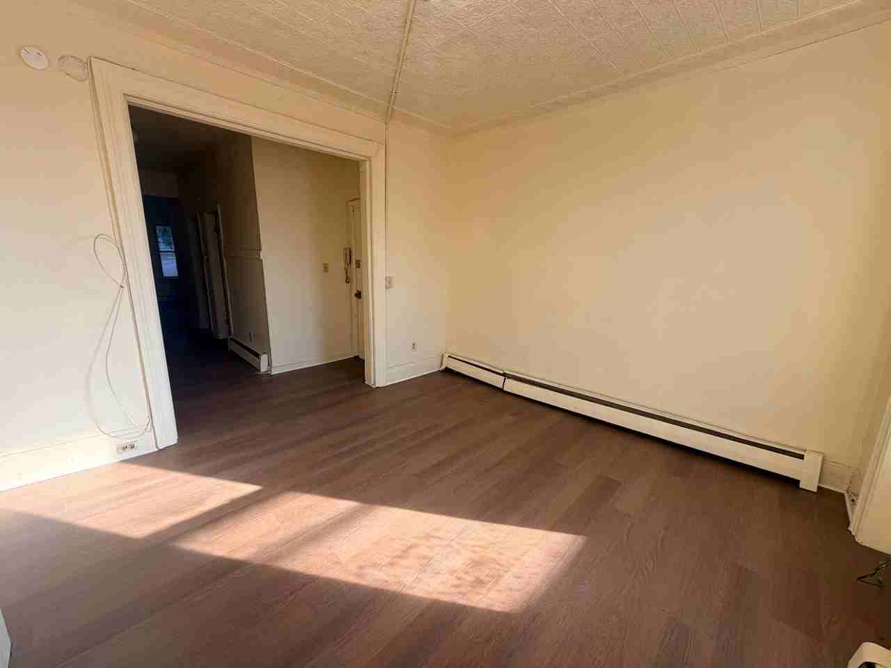 604 4th St - Photo 2 of 10