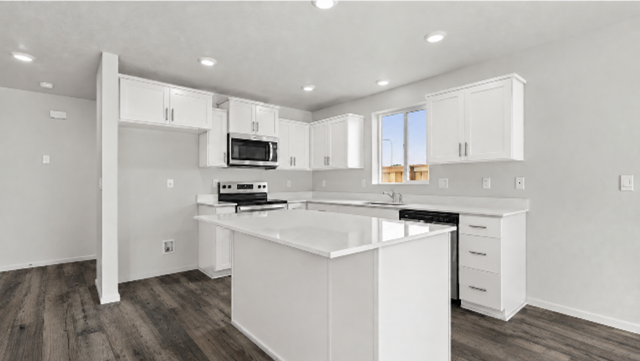4817 Thyme Ave Ne - Photo 3 of 18