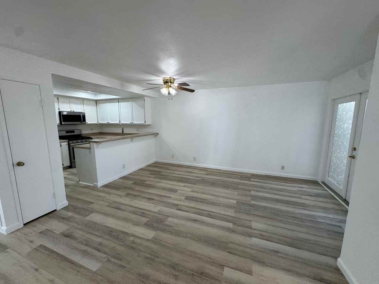 1523 Woodpine Dr - Photo 7 of 20