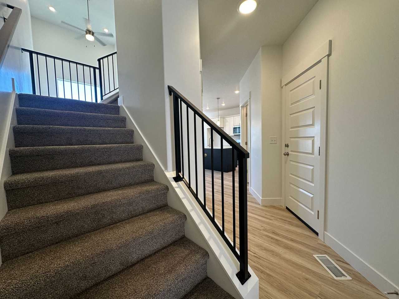 5280 S Acacia Dr - Photo 7 of 50