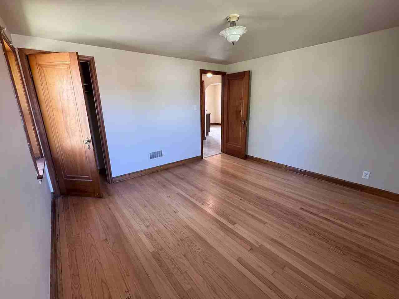 3514 N 56th St - Photo 7 of 26