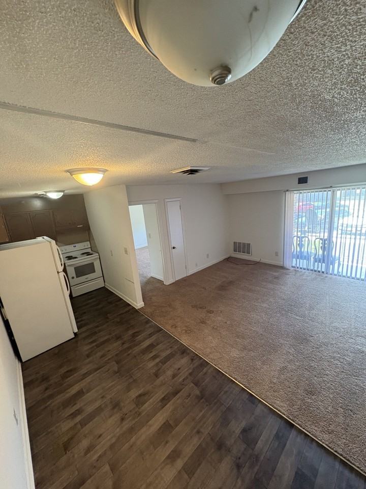 Brookwood Apartments 1019 - Photo 3 of 3