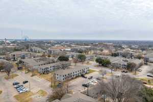 featured image of 2710 Jeffries St