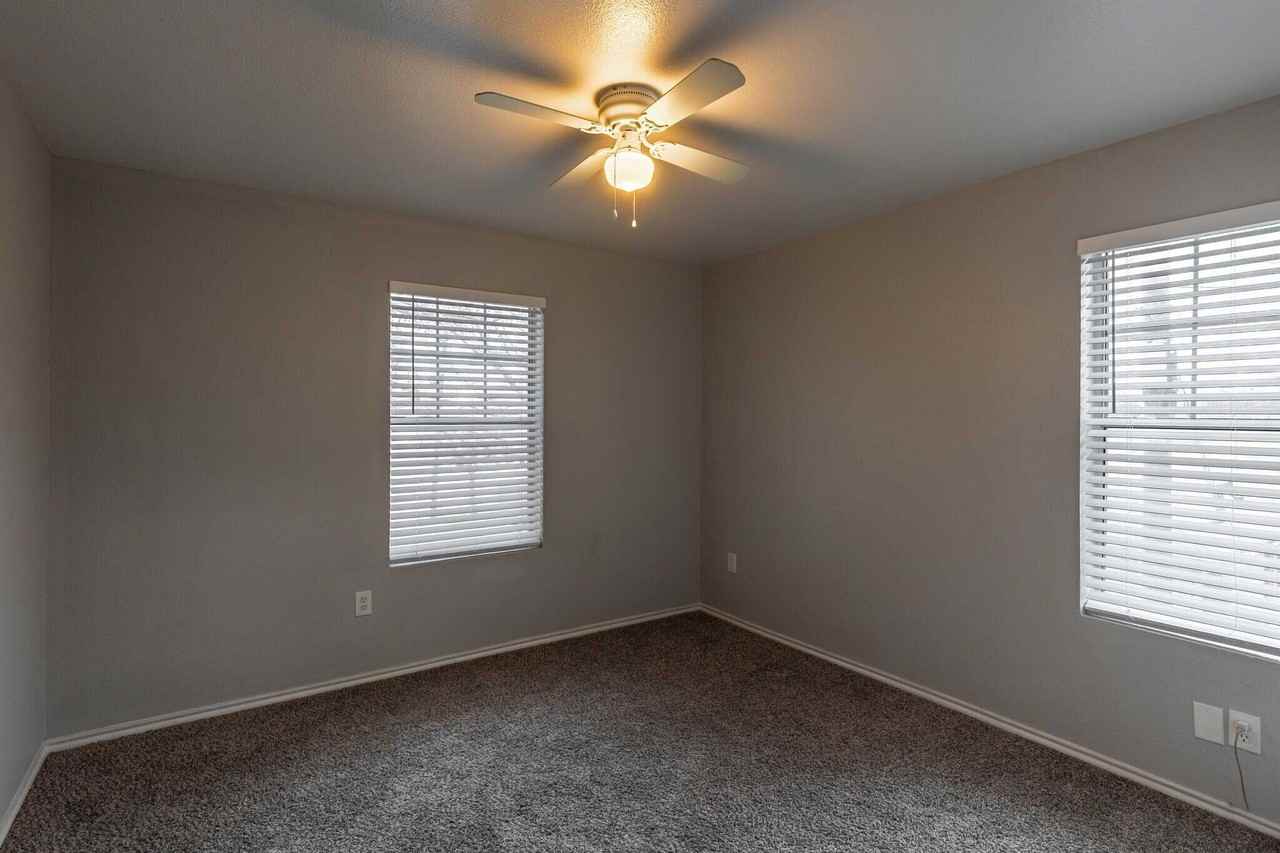 Eban Village Apartments - Photo 5 of 14