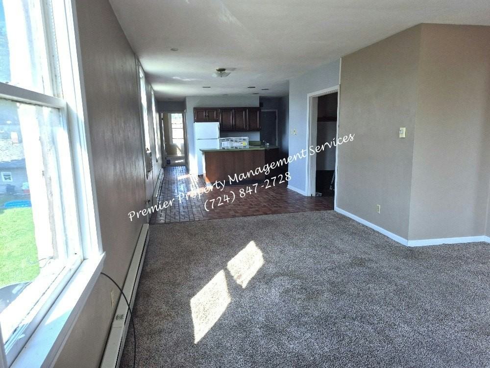 703 24th Street, Unit 2 - Photo 4 of 16