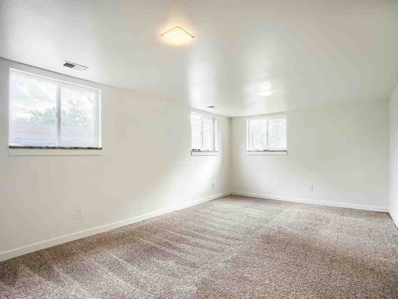 6446 Ammons Street - Photo 6 of 11