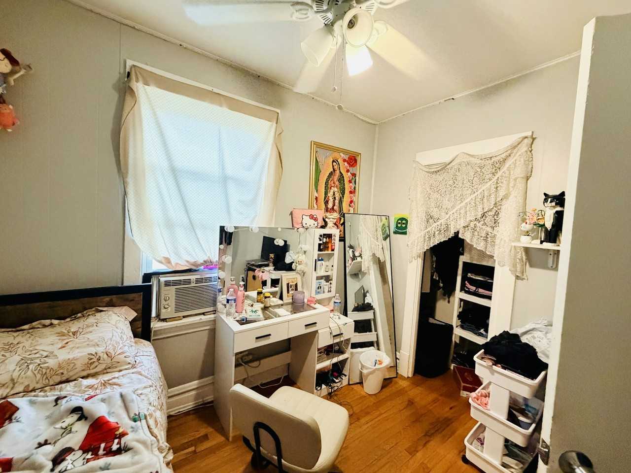 4313 North Bernard Street, Unit 2 - Photo 4 of 8