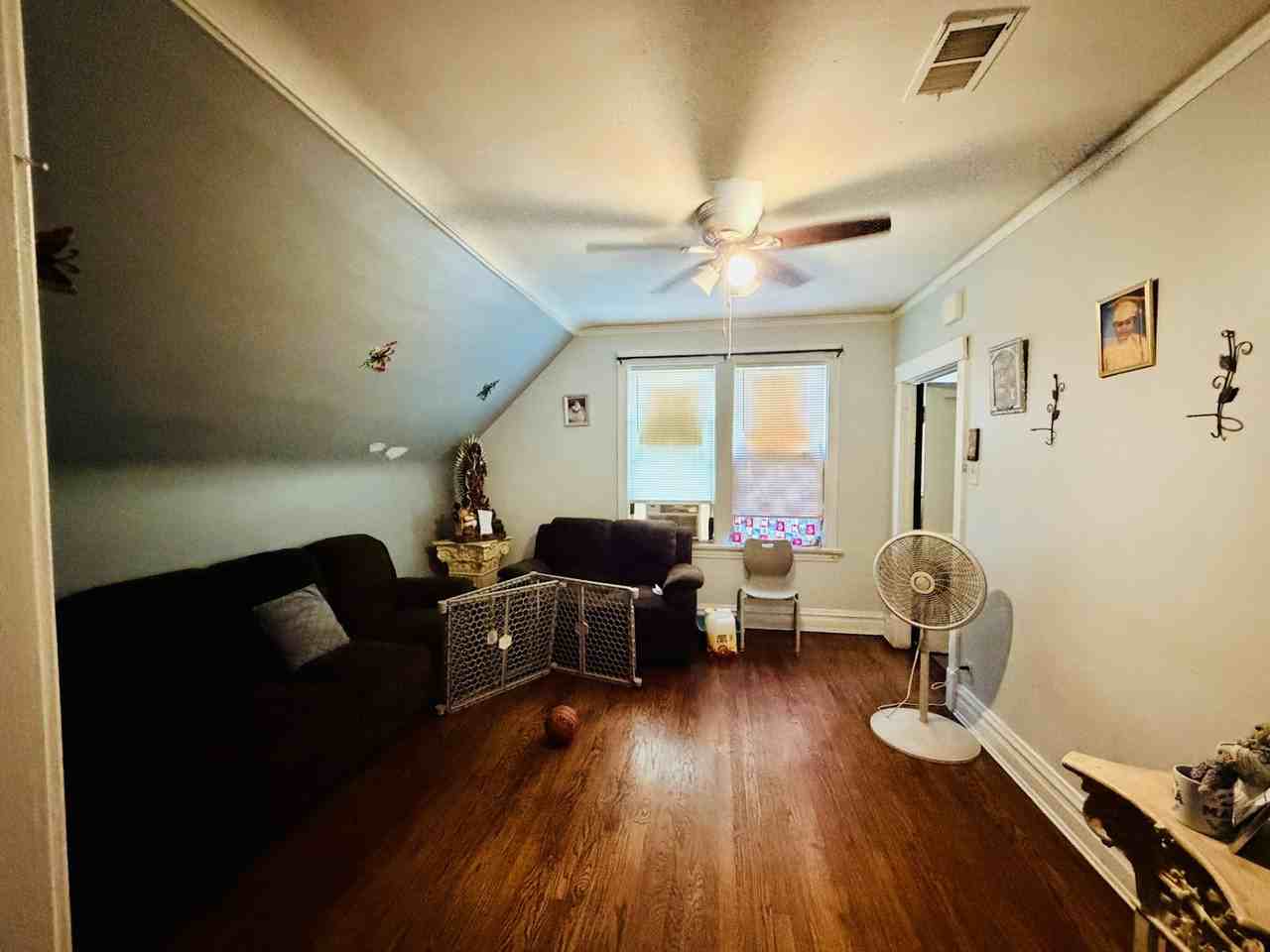 4313 North Bernard Street, Unit 2 - Photo 7 of 8