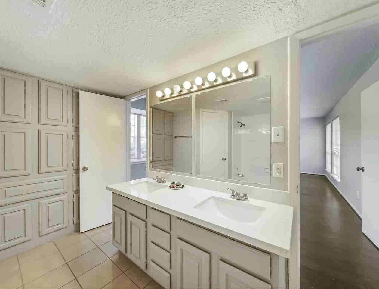 10827 Sugar Hill Drive, Unit A - Photo 3 of 24
