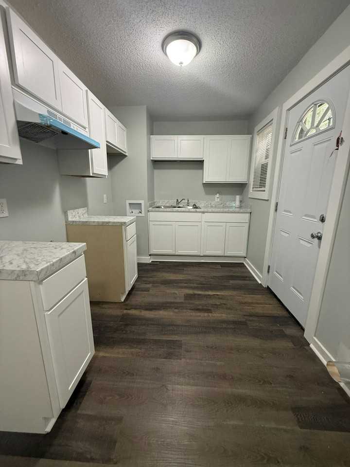 307 West Peebles Road - Photo 3 of 7