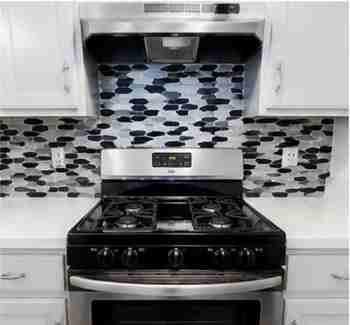 11657 Oxnard Street, Unit 109 - Photo 3 of 22