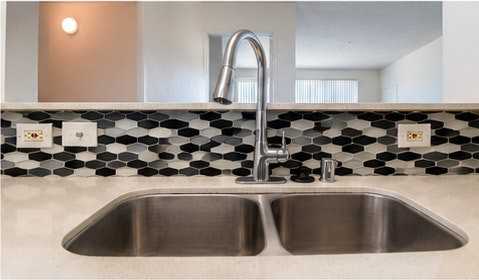 11657 Oxnard Street, Unit 109 - Photo 4 of 22