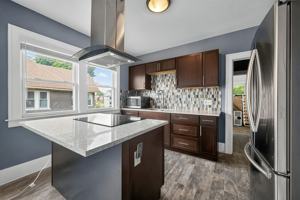 featured image of 1698 Clairmount St