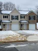 featured image of 221 W Murphy St #A
