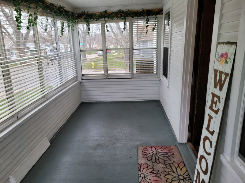 627 N Sunset Ave - Photo 4 of 31