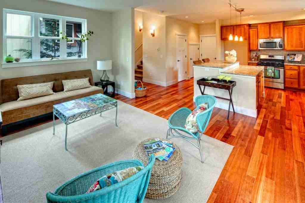 4848 Puget Blvd Sw #1 - Photo 2 of 13