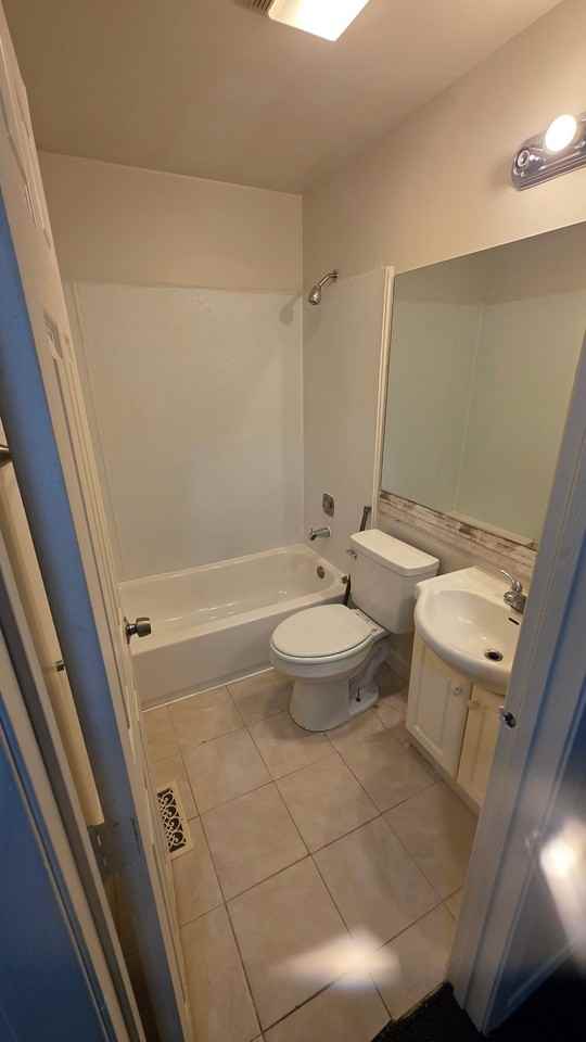2636 Wingate Ct #1 - Photo 4 of 9