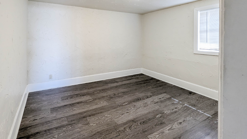 914 Gallagher St - Photo 6 of 12