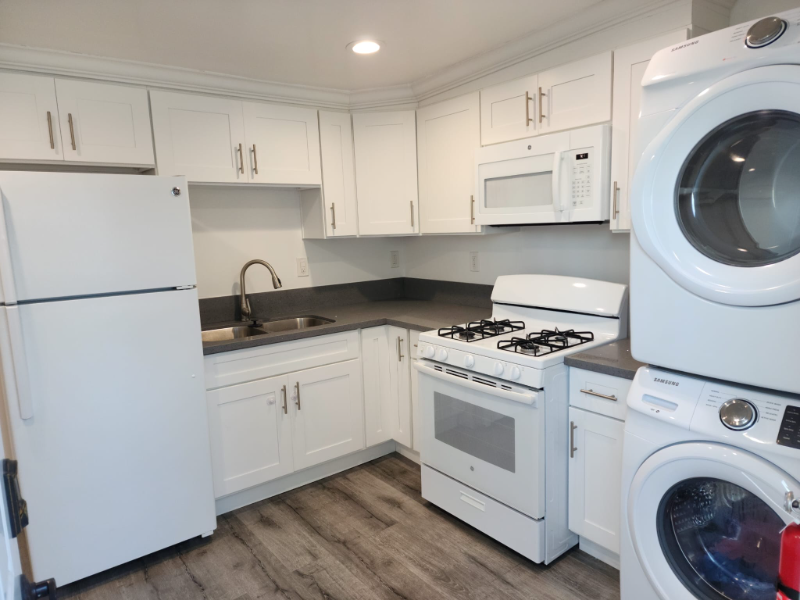 19226 Hartland St - Photo 2 of 19