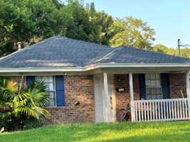 featured image of 1312 E 69th St