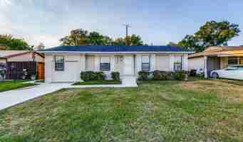featured image of 1715 Crestridge Dr