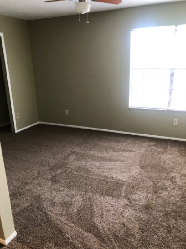 2935 Embassy Ct - Photo 3 of 17