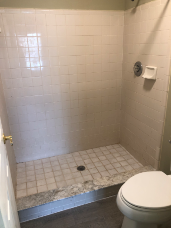2935 Embassy Ct - Photo 5 of 17