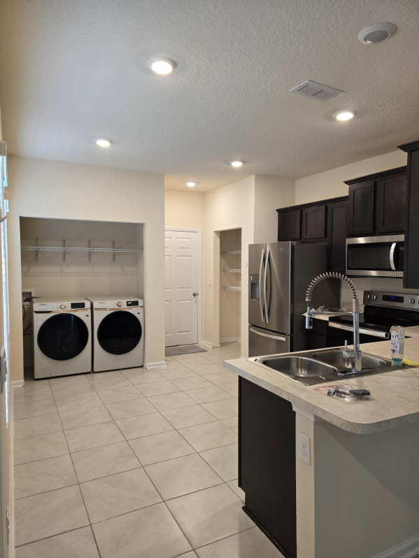 978 Observatory Pkwy - Photo 3 of 24