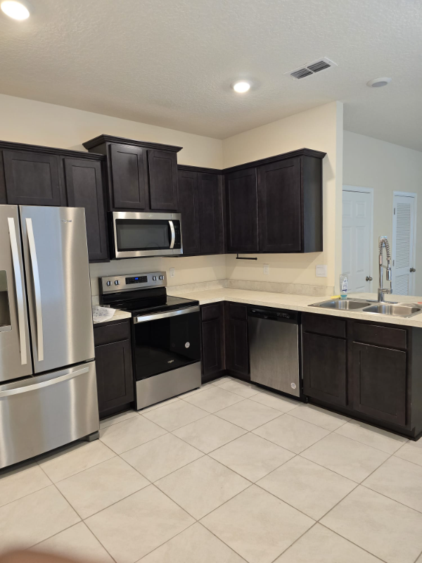 978 Observatory Pkwy - Photo 4 of 24