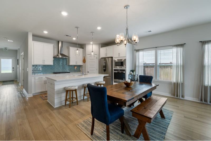 277 Lucca Dr - Photo 4 of 14