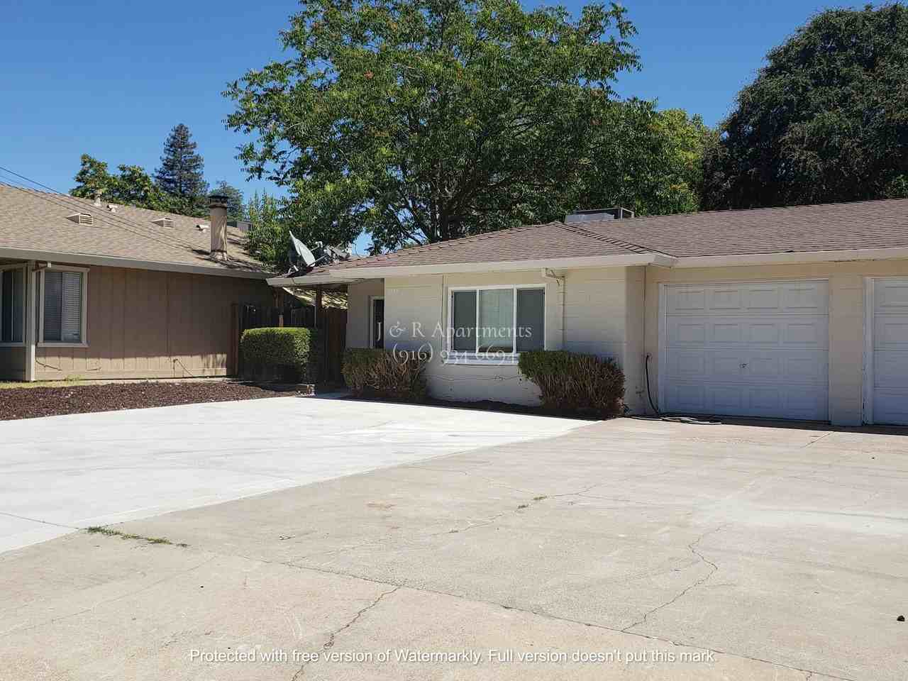 3842 Walnut Avenue - Photo 2 of 15