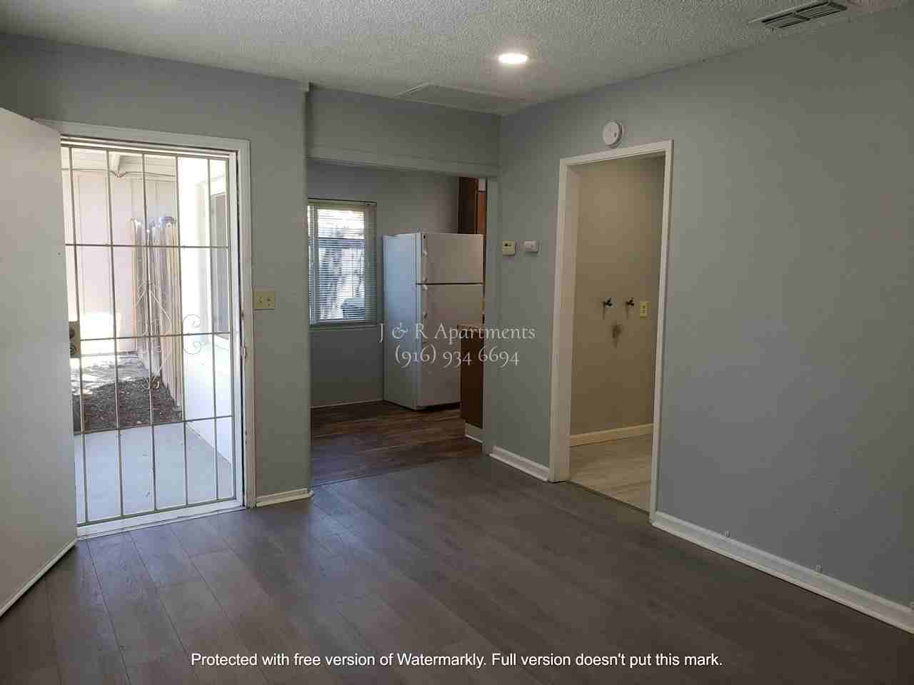 3842 Walnut Avenue - Photo 4 of 15