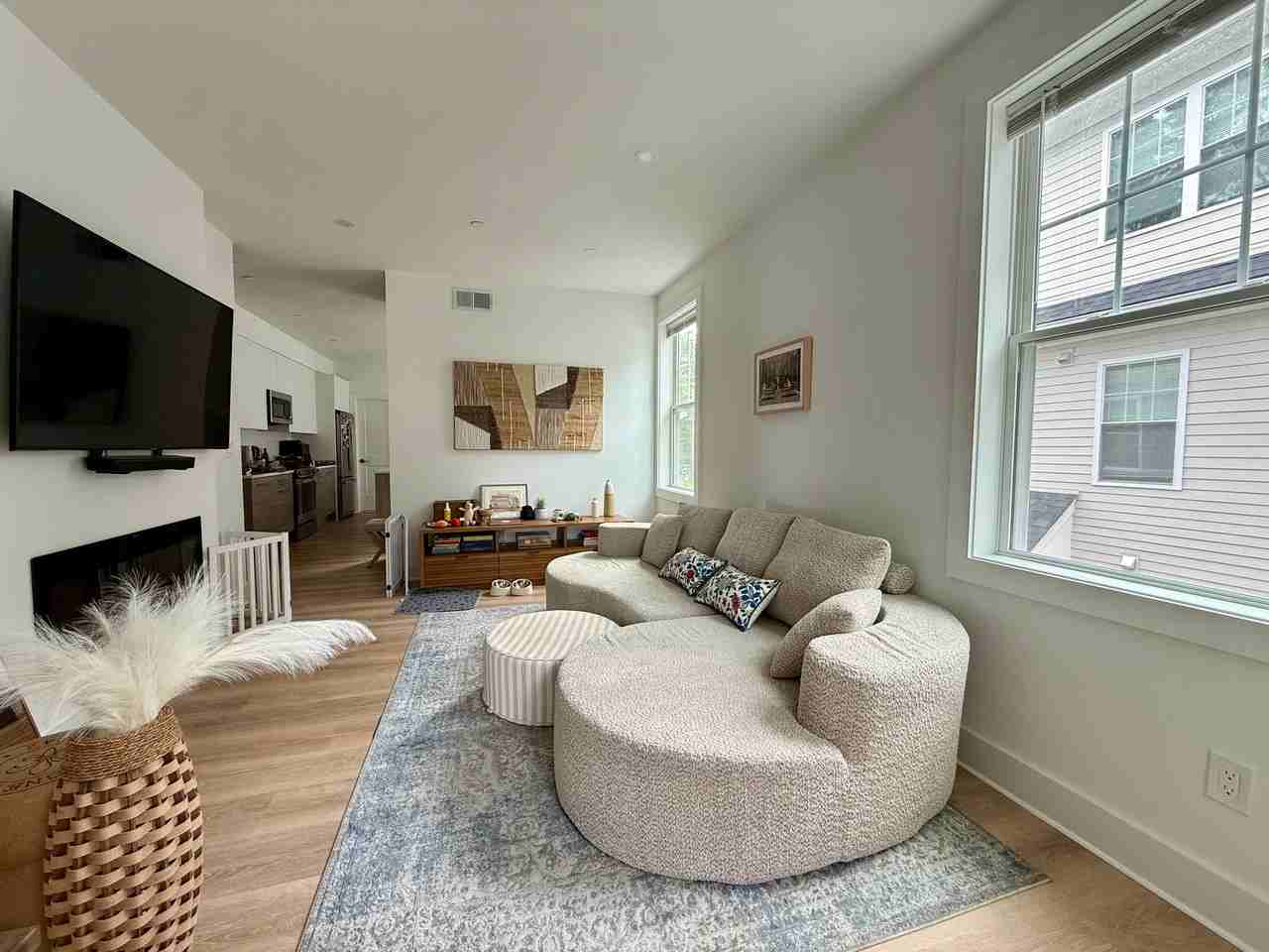 47 Chase St #4