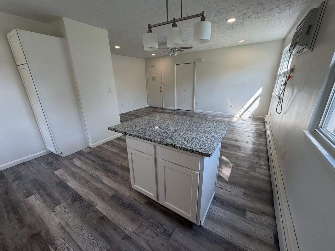 7426 West Blvd #4 - Photo 6 of 12