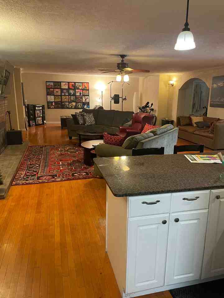2730 S Highland Dr - Photo 4 of 11