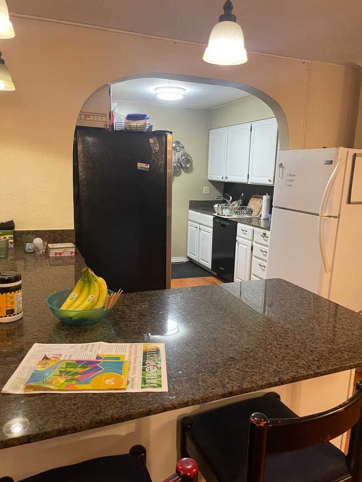 2730 S Highland Dr - Photo 5 of 11