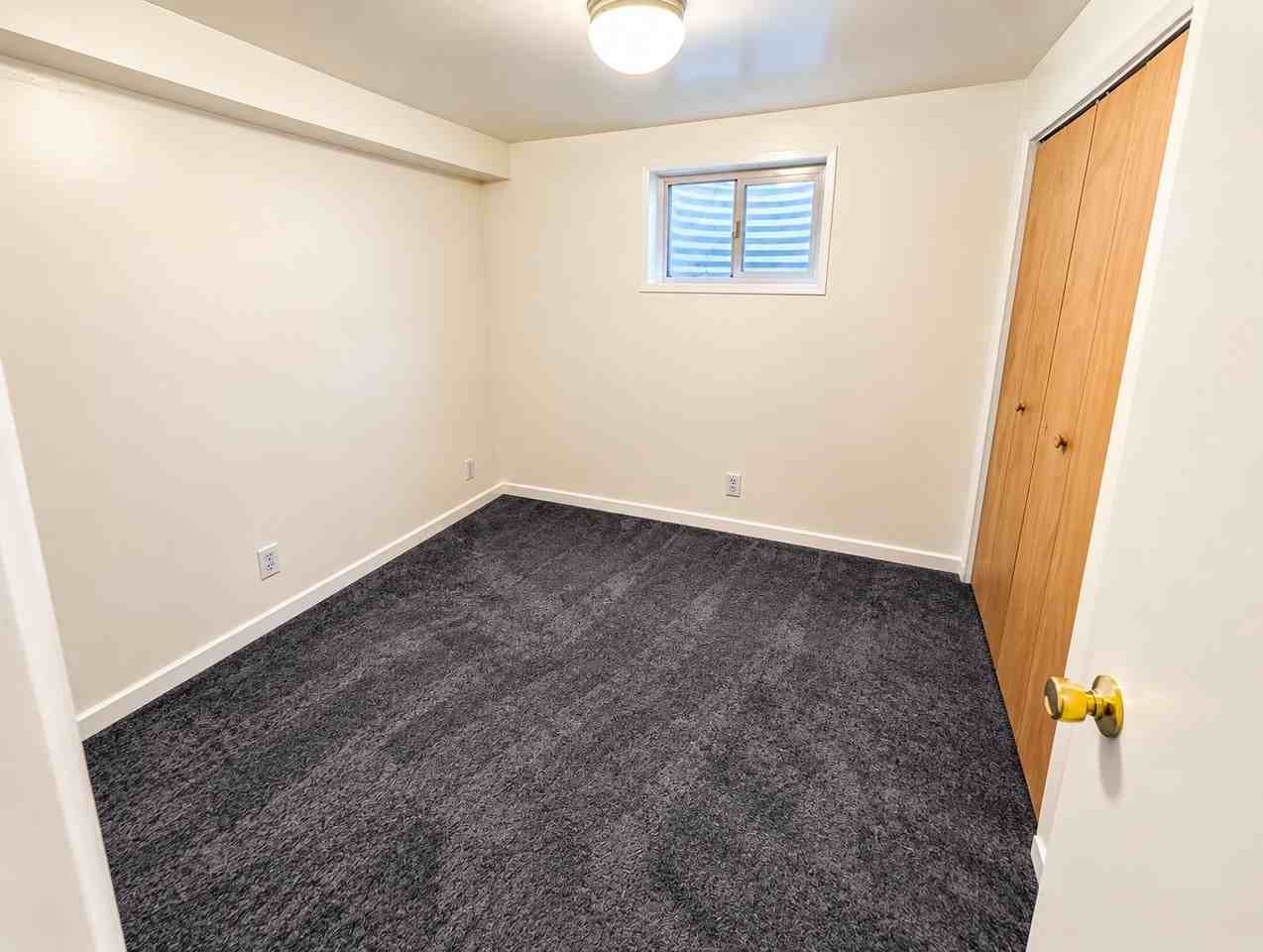 8873 Se - Photo 7 of 10