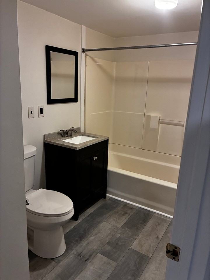 261 S School Dr #6 - Photo 3 of 10