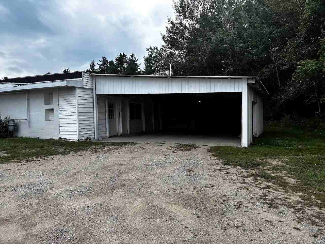 261 S School Dr #6 - Photo 7 of 10