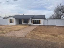featured image of 4605 Hinsey Dr