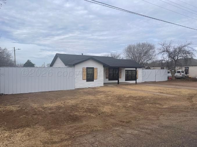 4605 Hinsey Dr - Photo 2 of 2