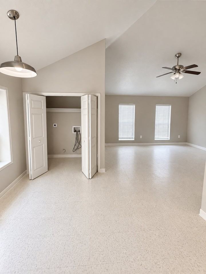 3023 Sienna Dr - Photo 6 of 13
