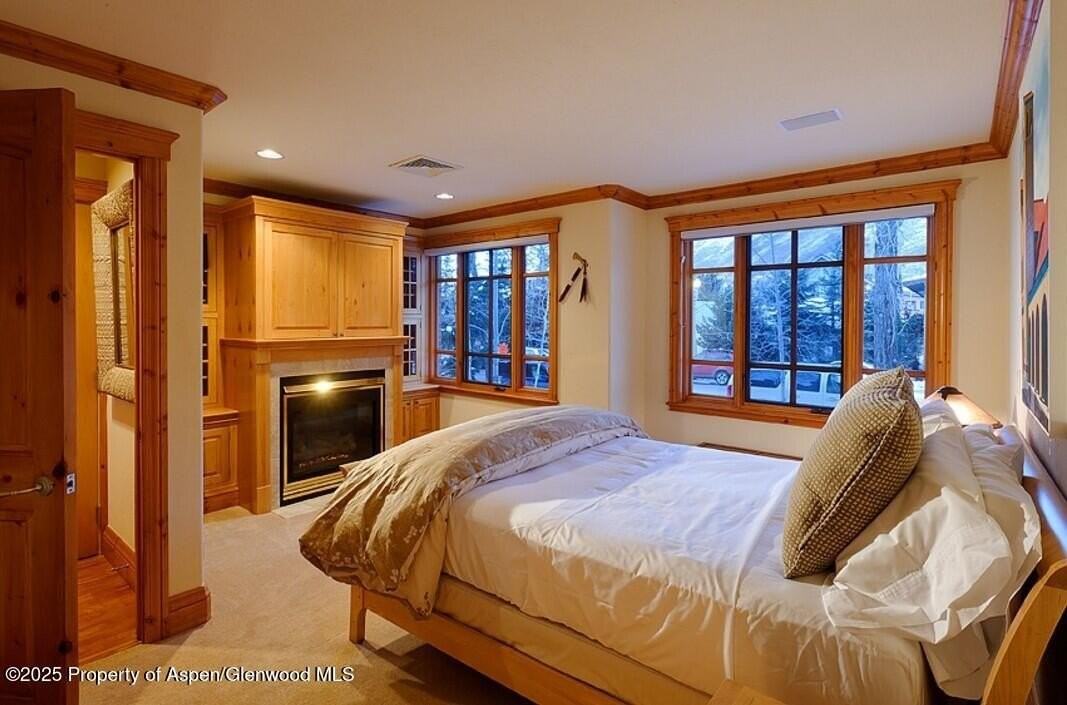 835 E Cooper Ave #4 - Photo 7 of 11