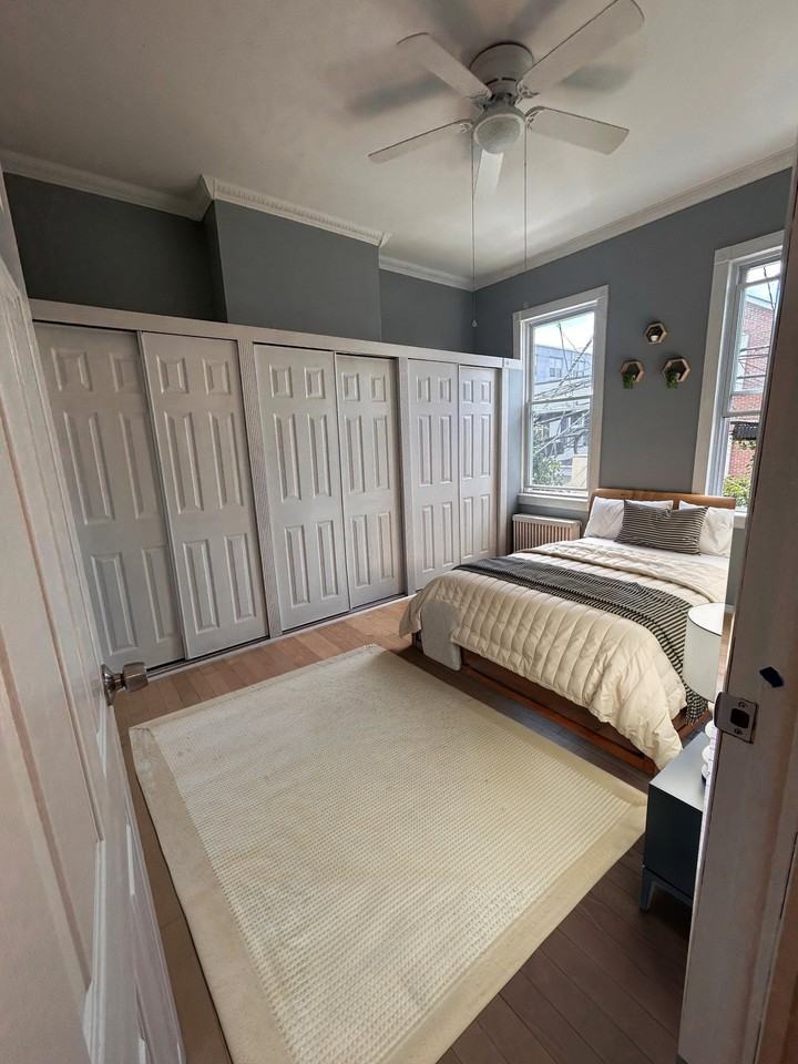 312 70th St #2 - Photo 6 of 11