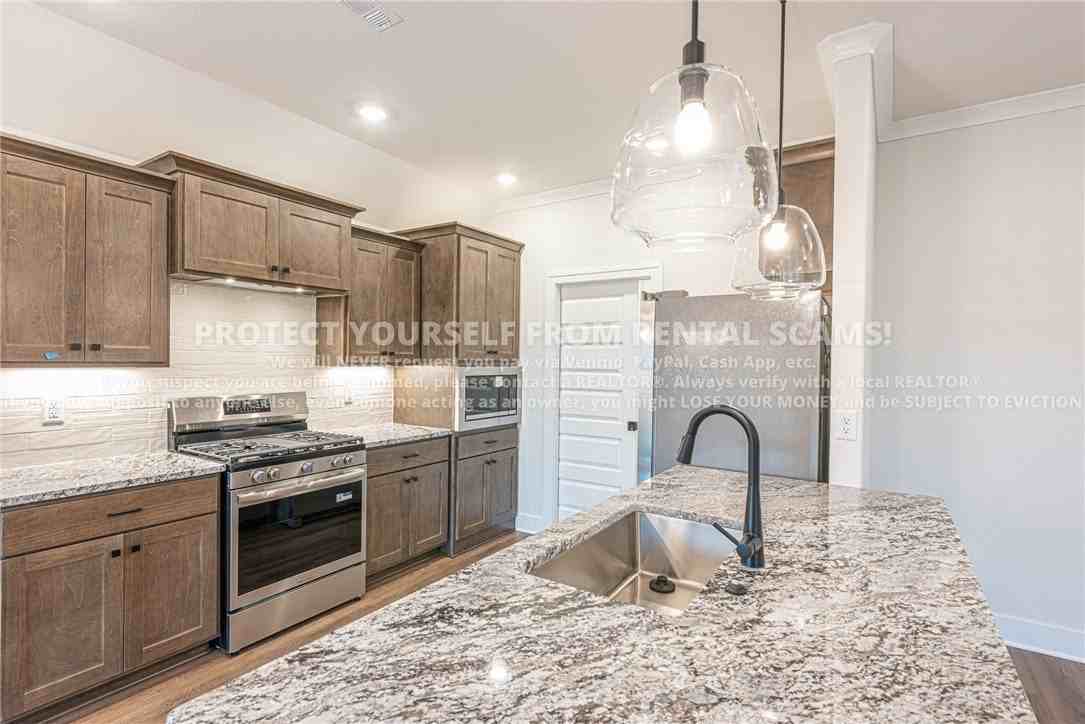 W Barhem Dr - Photo 7 of 21